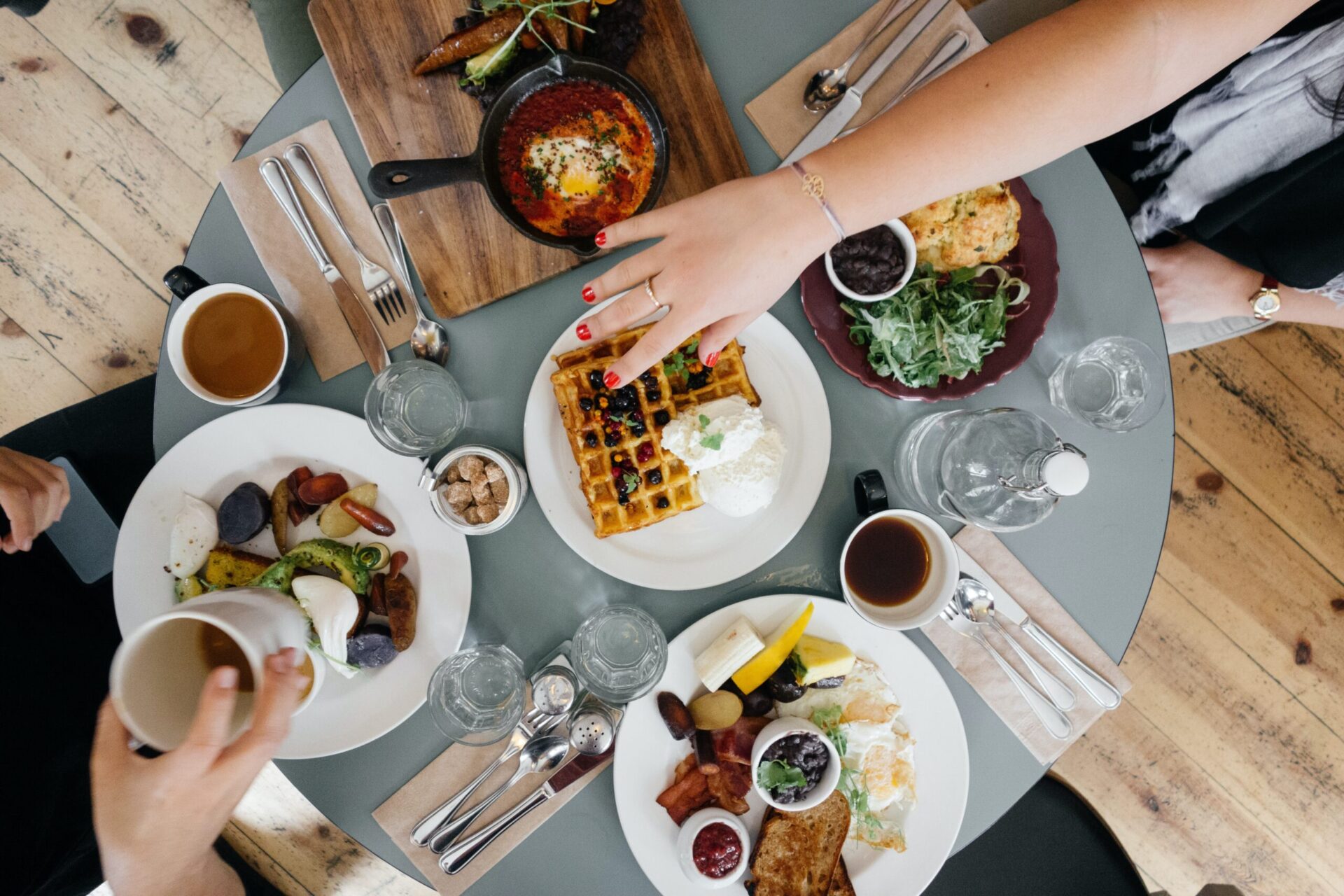 7 Cafés, die Frühstücksboxen anbieten