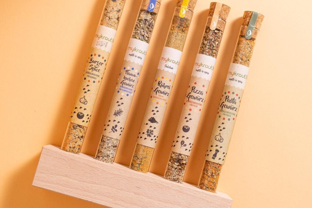 Schenken macht glücklich – unsere Tipps für deinen selbstgemachten Adventskalender