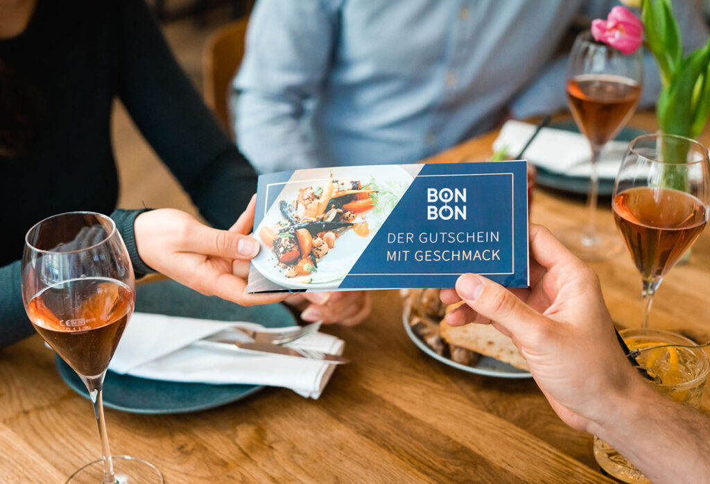 Unsere Tipps zur Steigerung der Mitarbeitermotivation: So sind eure Mitarbeiter motivierter und zufriedener Restaurant Gutschein